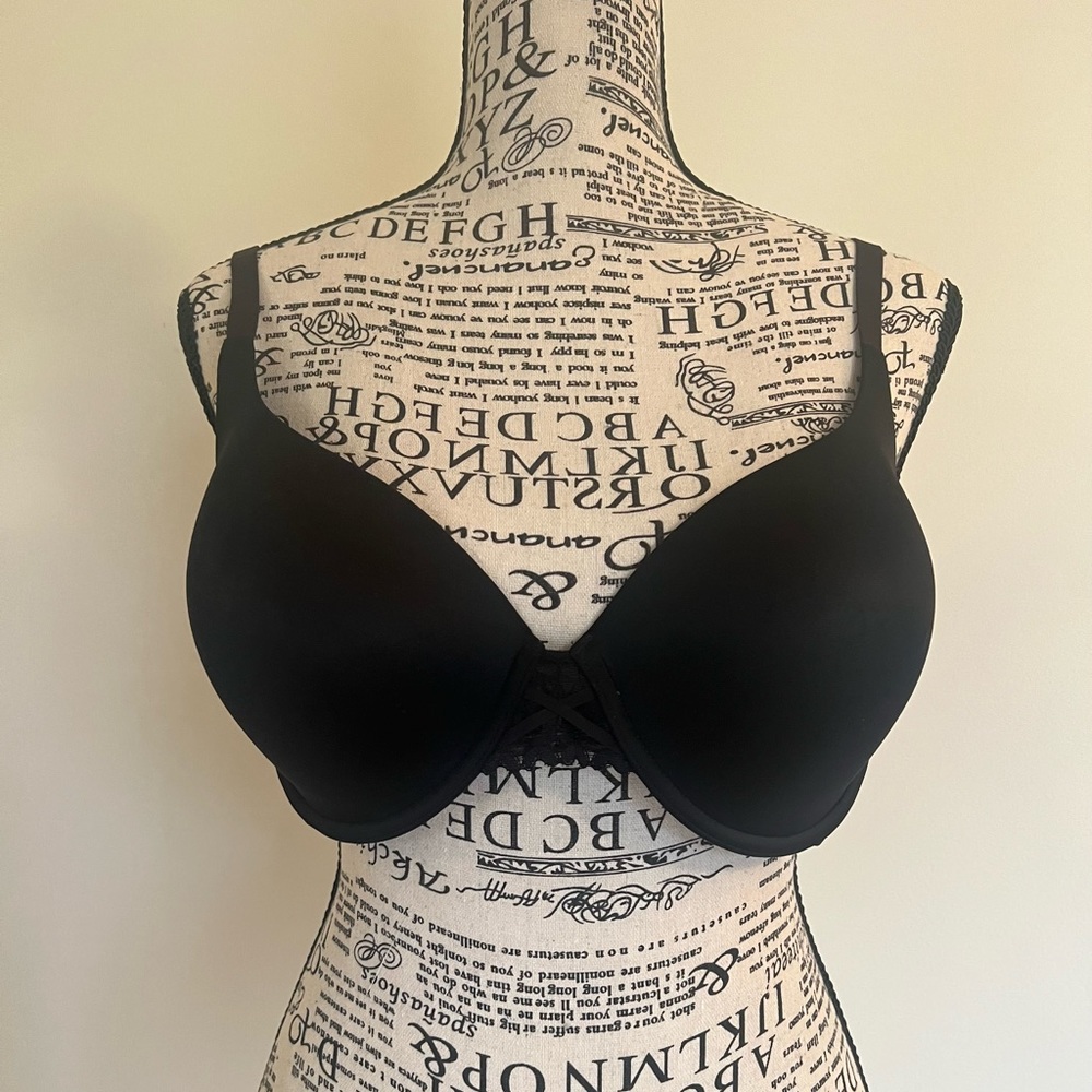 Maidenform Dreamwire Push-up Bra DM0066